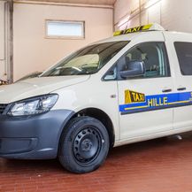 Taxi